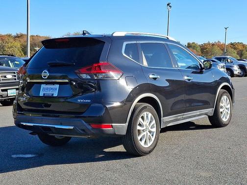 2020 Nissan Rogue SV