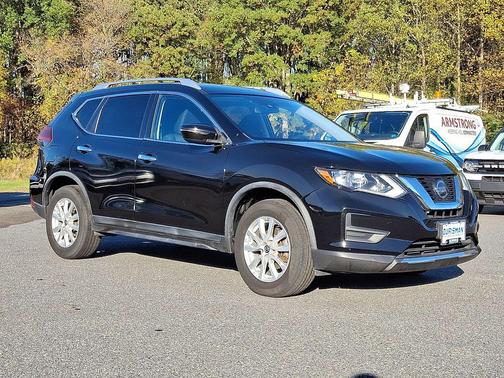 2020 Nissan Rogue SV