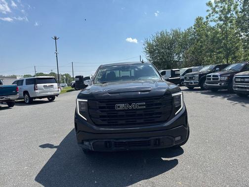 Onyx Black 2023 GMC Sierra 1500 Elevation