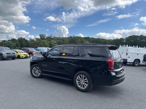 2022 GMC Yukon SLT