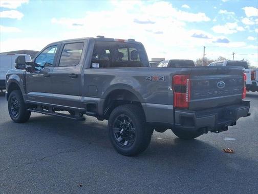2025 Ford F-250 XL