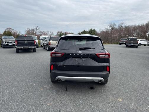 Agate Black Metallic 2024 Ford Escape Active