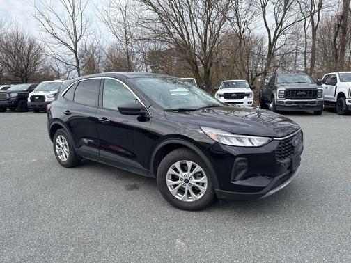 Agate Black Metallic 2024 Ford Escape Active