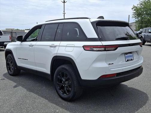 2024 Jeep Grand Cherokee Altitude