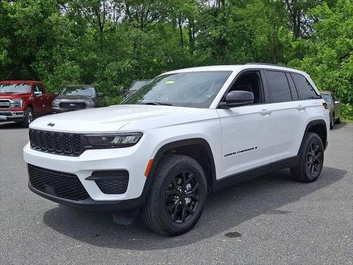 2024 Jeep Grand Cherokee Altitude