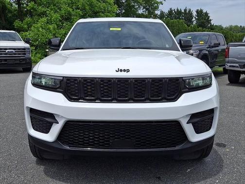 2024 Jeep Grand Cherokee Altitude
