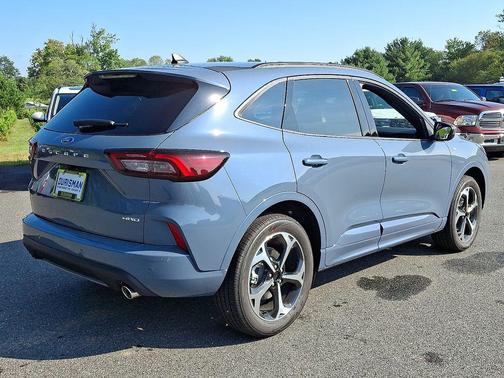 2025 Ford Escape ST-Line Elite