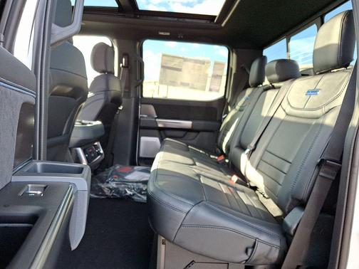 2026 Ford F-350 Platinum