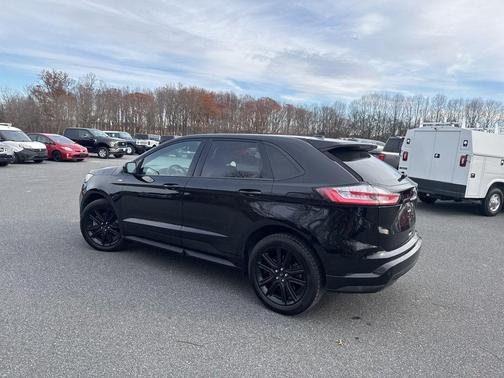 2022 Ford Edge ST Line