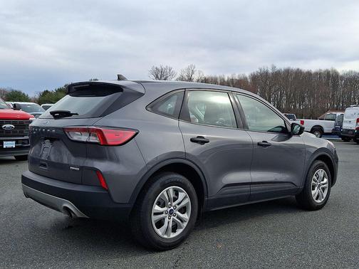 2022 Ford Escape S