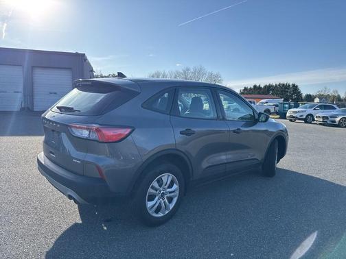 2022 Ford Escape S