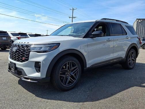 Avalanche Gray 2027 Ford Explorer ST