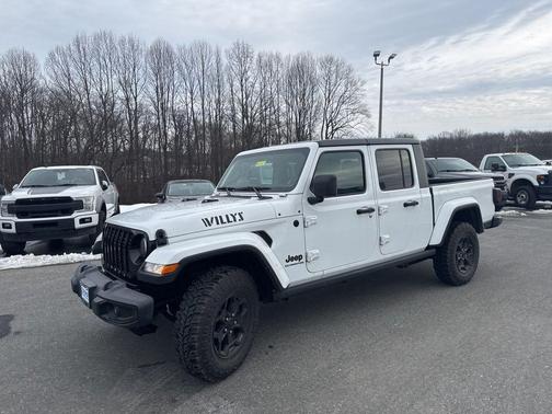 2021 Jeep Gladiator Sport
