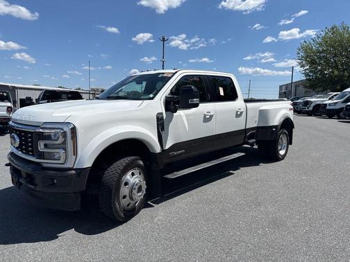 White 2024 Ford F-450 King Ranch