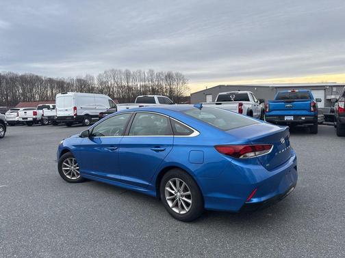 2018 Hyundai SONATA SE
