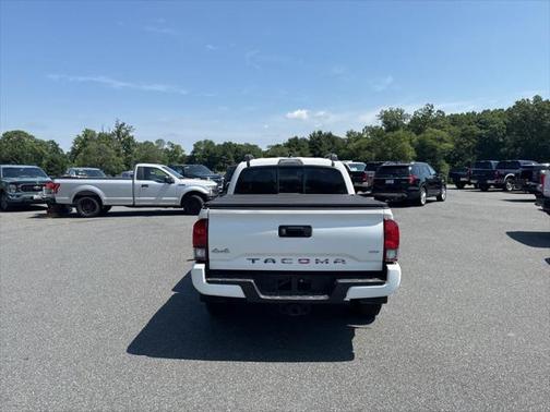 2022 Toyota Tacoma SR