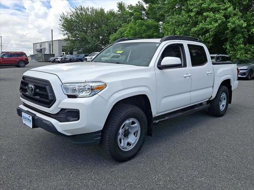 2022 Toyota Tacoma SR