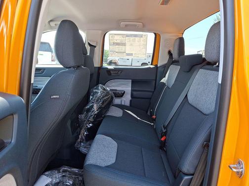 Orange Fury Metallic Tri-Coat 2026 Ford Maverick XLT