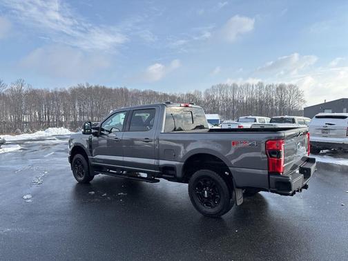2023 Ford F-350 XLT