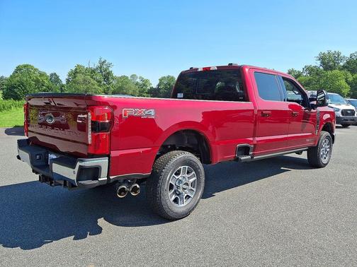 2025 Ford F-350 Lariat