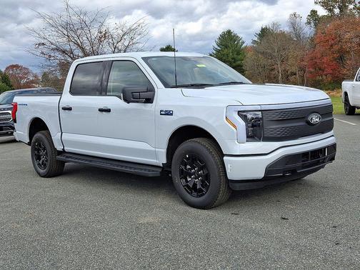 2025 Ford F-150 Lightning XLT