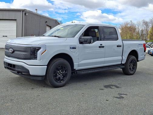 2025 Ford F-150 Lightning XLT