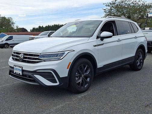2024 Volkswagen Tiguan 2.0T SE 4MOTION