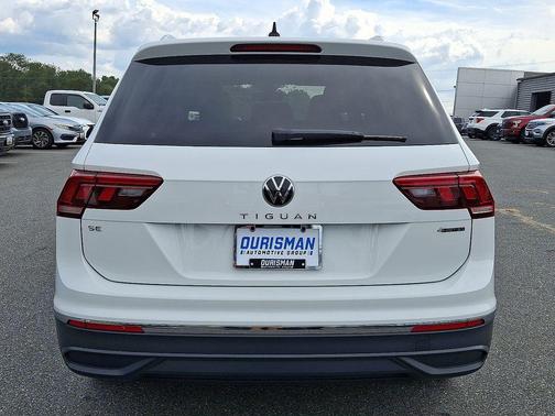 2024 Volkswagen Tiguan 2.0T SE 4MOTION