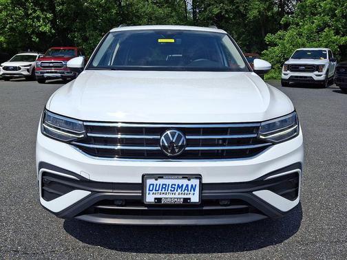 2024 Volkswagen Tiguan 2.0T SE 4MOTION