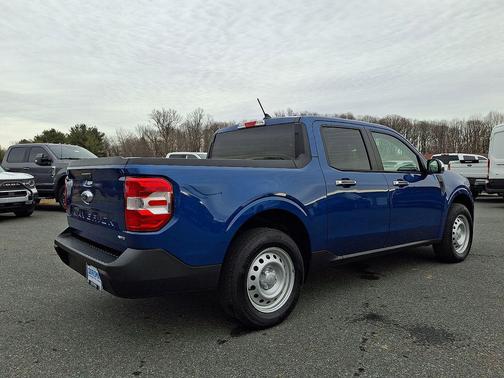 2024 Ford Maverick XL