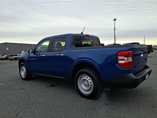 2024 Ford Maverick XL