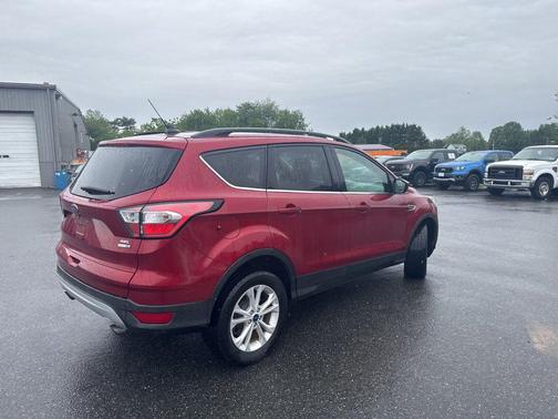 Ruby Red Metallic Tinted Clearcoat 2018 Ford Escape SEL