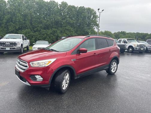 Ruby Red Metallic Tinted Clearcoat 2018 Ford Escape SEL