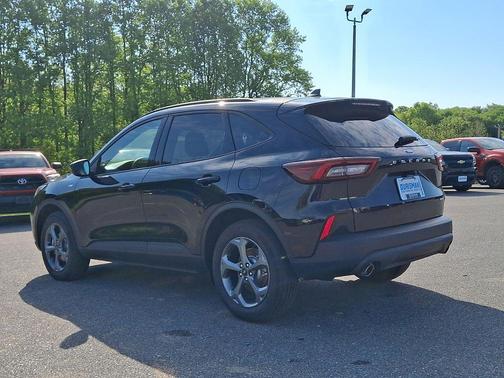 Agate Black Metallic 2025 Ford Escape ST-Line Select