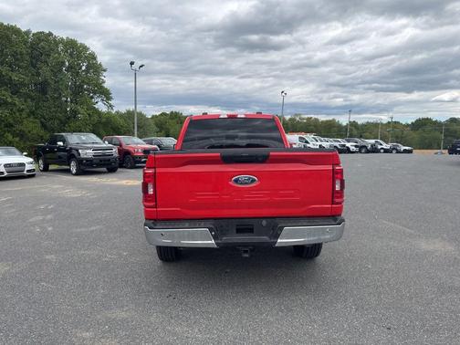 Race Red 2023 Ford F-150 XLT