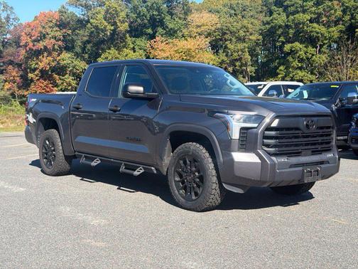 Magnetic Gray Metallic 2023 Toyota Tundra SR5