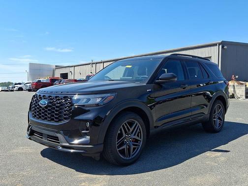 Agate Black Metallic 2025 Ford Explorer ST-Line