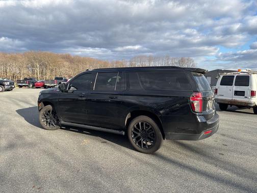 2023 Chevrolet Suburban 4WD Z71
