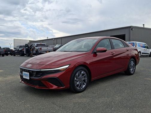 Ultimate Red 2024 Hyundai ELANTRA SEL
