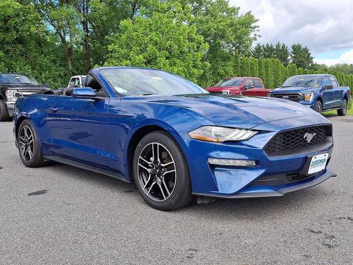 2023 Ford Mustang EcoBoost