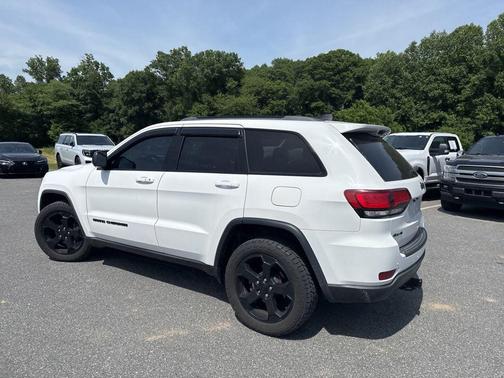 Bright White Clearcoat 2019 Jeep Grand Cherokee Upland