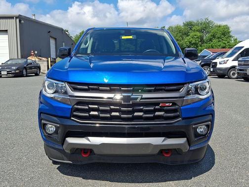 Bright Blue Metallic 2022 Chevrolet Colorado Z71