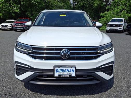 2024 Volkswagen Tiguan 2.0T SE 4MOTION