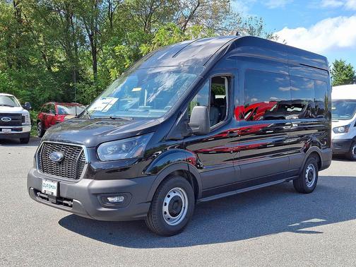 2025 Ford Transit-350 XL