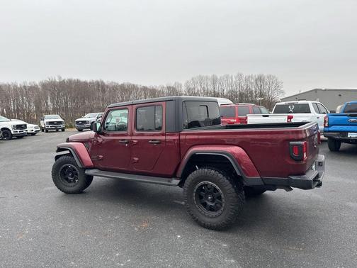 2021 Jeep Gladiator Sport