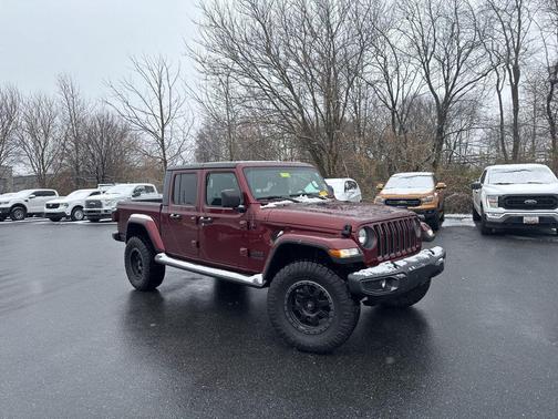 2021 Jeep Gladiator Sport
