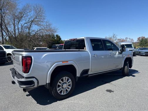Quicksilver Metallic 2023 GMC Sierra 3500 Denali