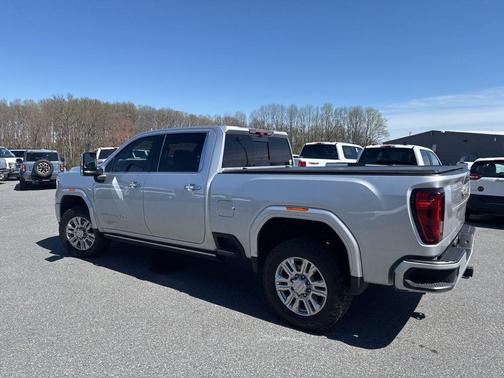 Quicksilver Metallic 2023 GMC Sierra 3500 Denali