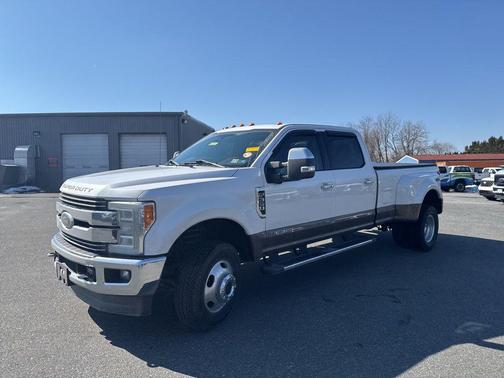 2017 Ford F-350 Lariat