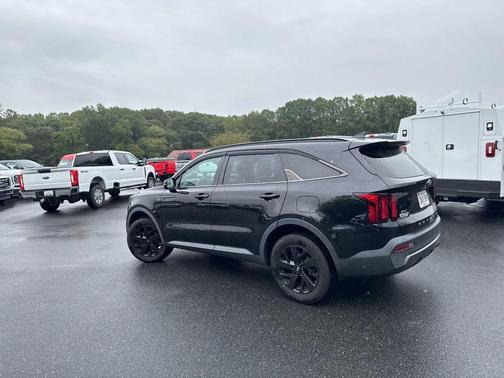 2021 Kia Sorento S